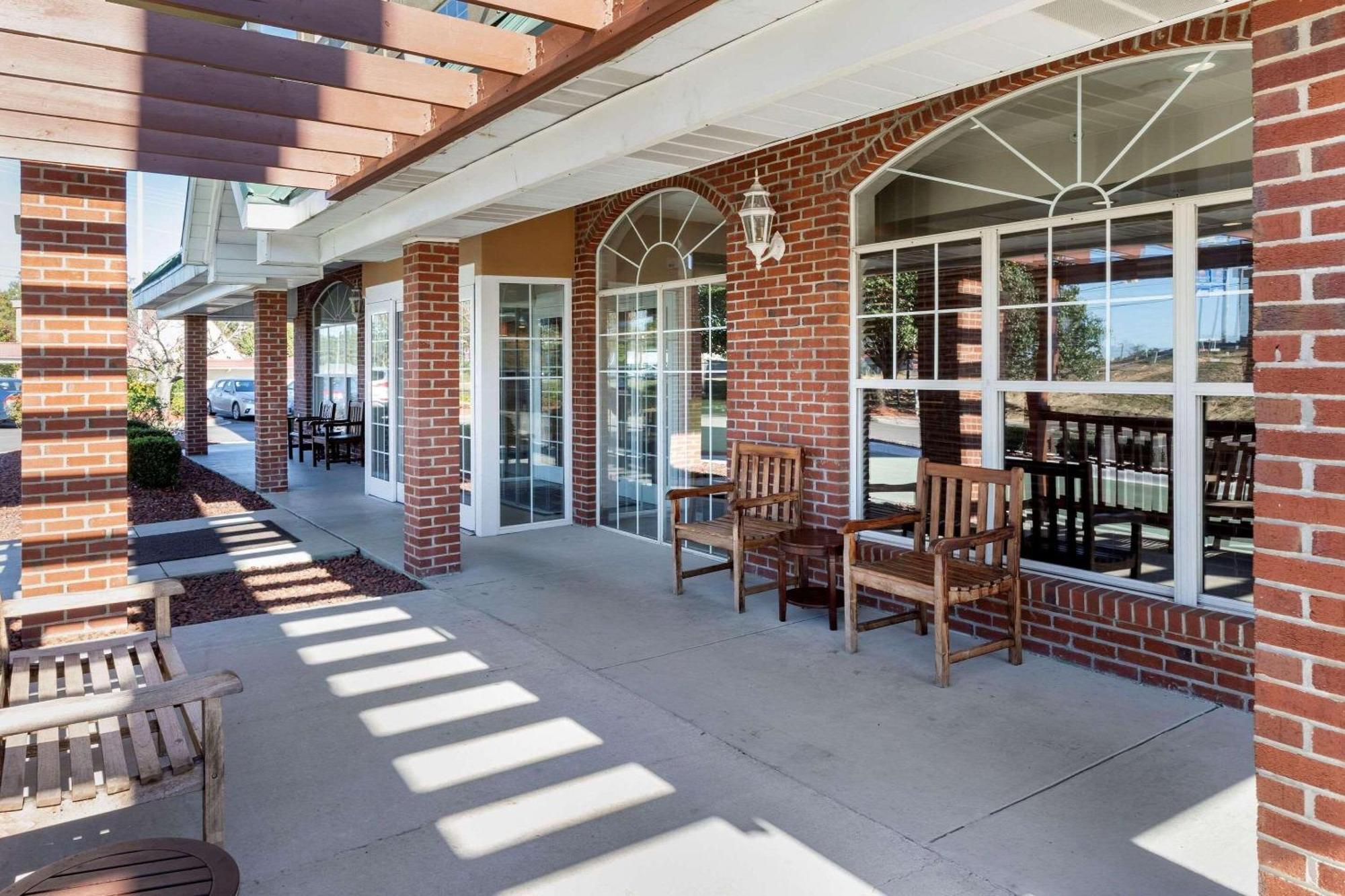Country Inn & Suites By Radisson, Lumberton, Nc ภายนอก รูปภาพ